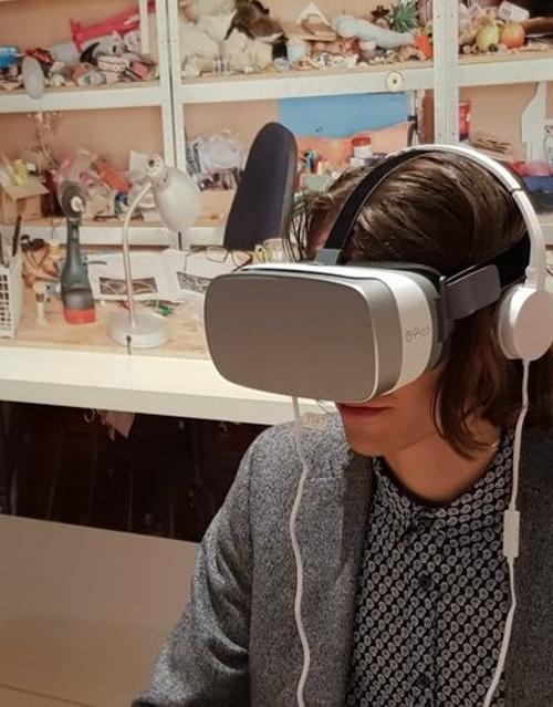 Meet Lisa Walker in her workshop: VR in the museum | Artlink Magazine